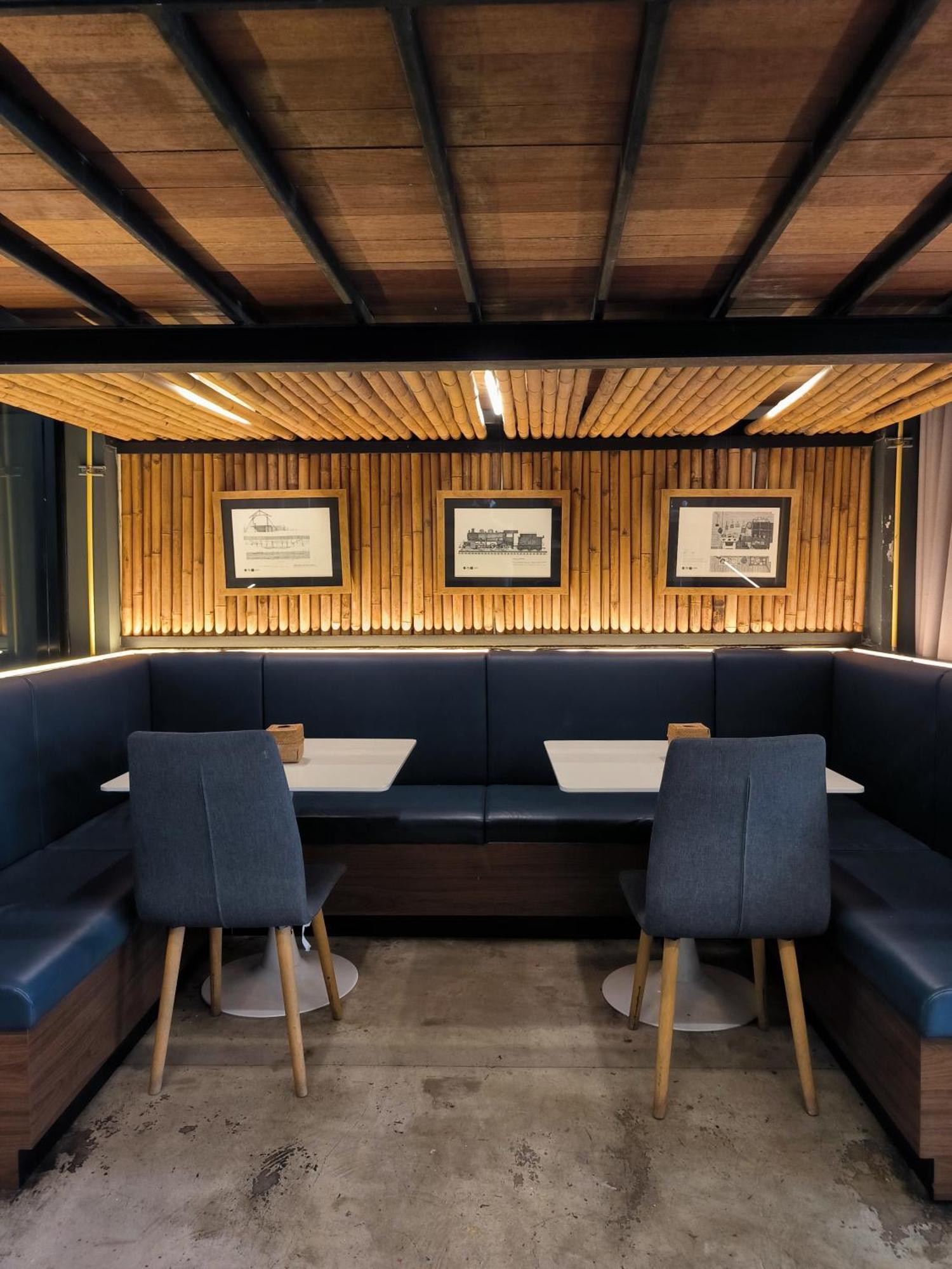 אודון תאני Whereder Poshtel מראה חיצוני תמונה