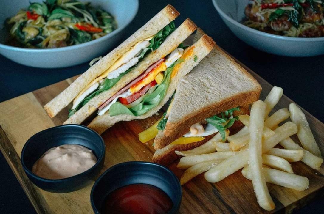 אודון תאני Whereder Poshtel מראה חיצוני תמונה
